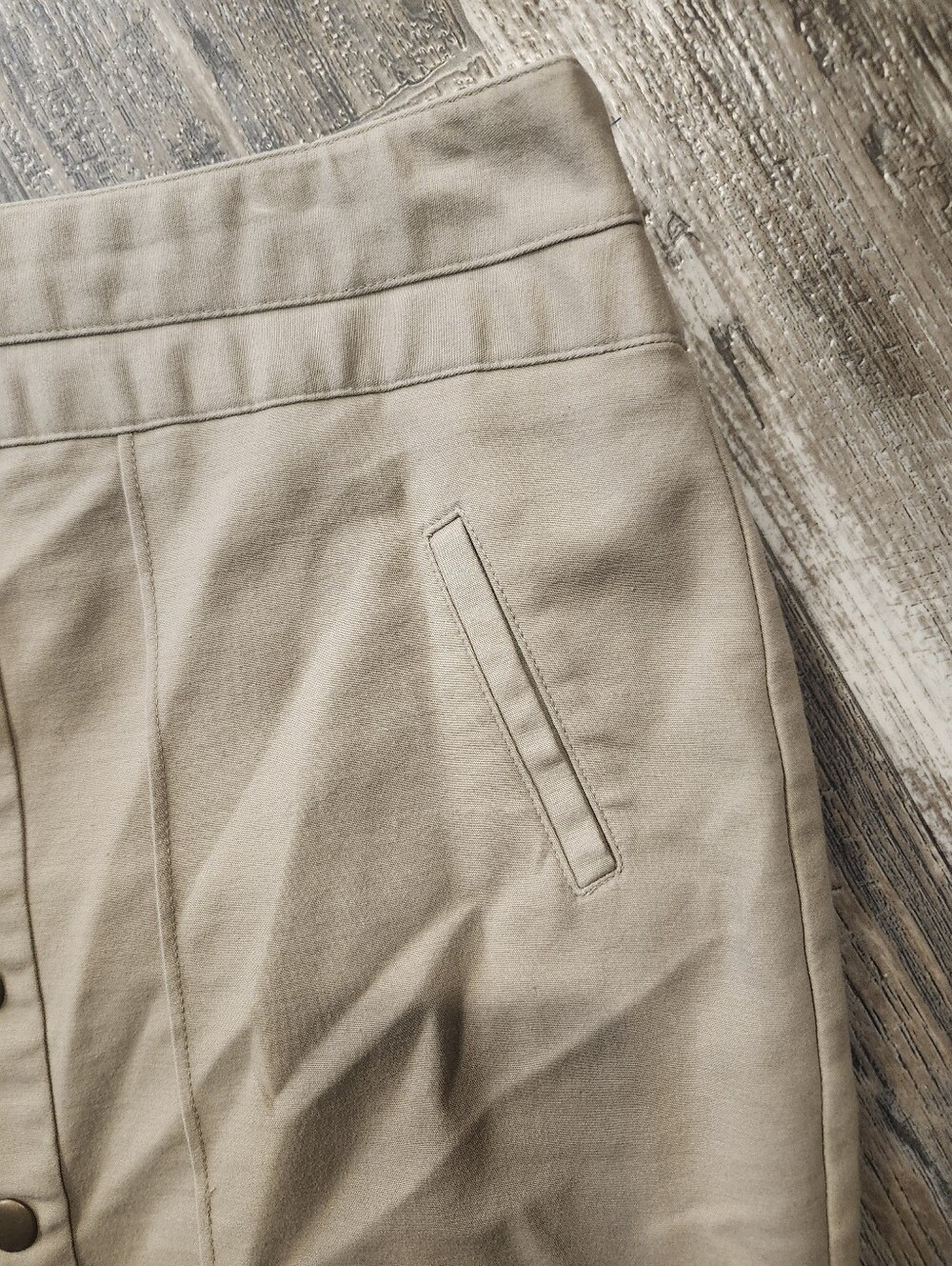 Worthington Petite Khaki Button Front Pencil Skirt | Women's 6P | Lined Business - Picture 4 of 9